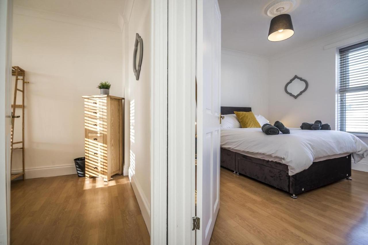 Ivydene - 3 Bedroom Holiday Home - Tenby Zewnętrze zdjęcie